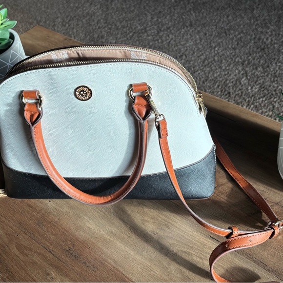 Anne Klein Beige and White Logo Bag - Picture 1 of 9